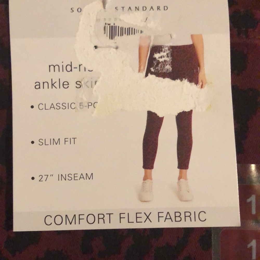 BRAND NEW WOMAN’S PANTS SIZE 14! NEW WITH TAGS ON IT! 27”INSEAM , SLIM FIT! - Picture 5 of 6
